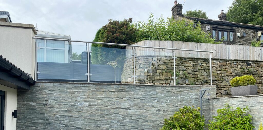 frameless balustrade