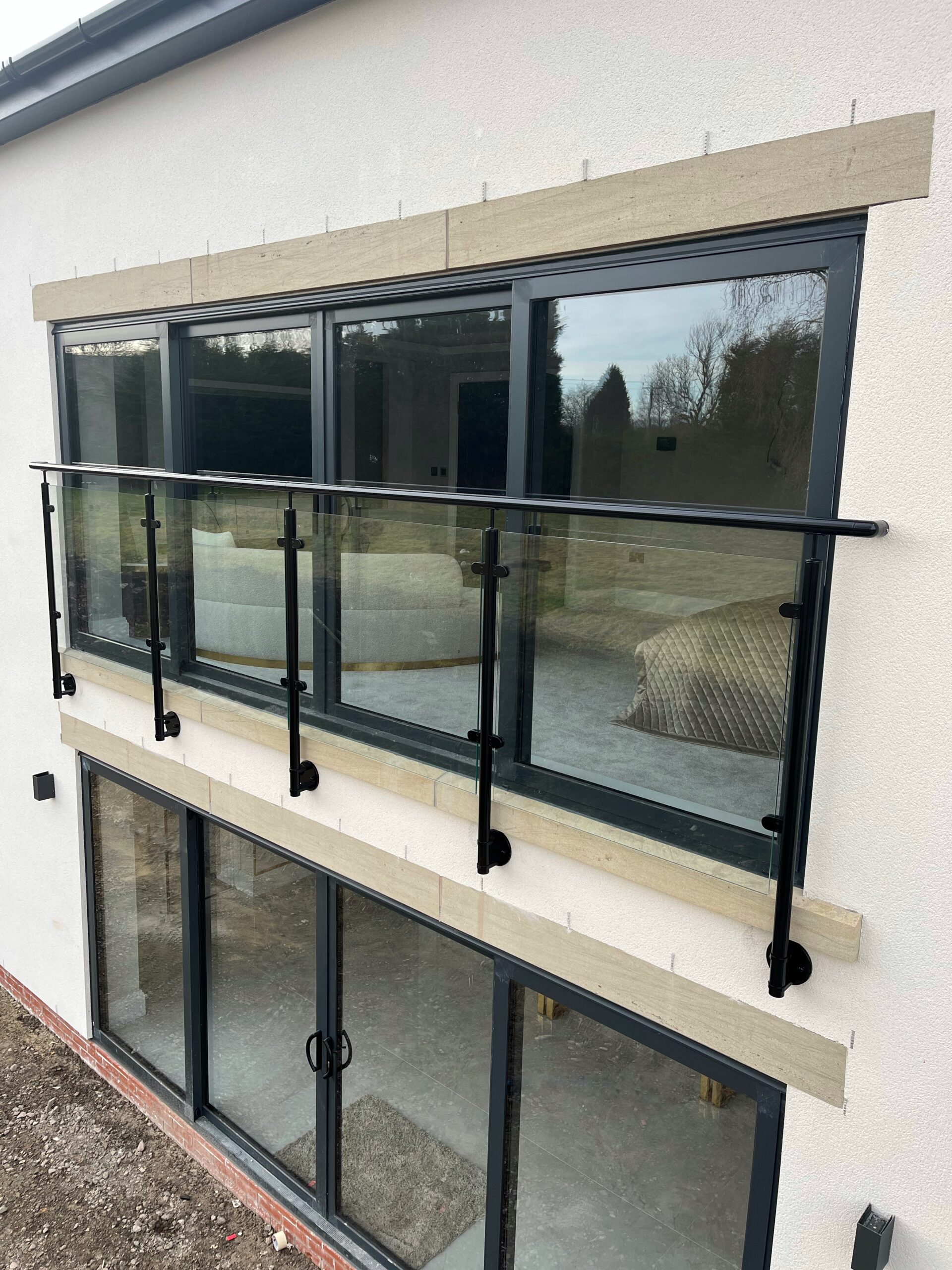 image0 Wide span Juliet Balcony